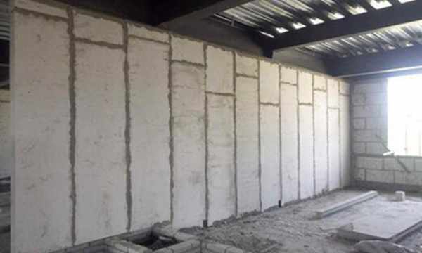 家庭裝修中的石棉建材 辨識、風險與應對指南